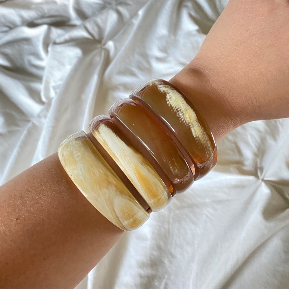 Handmade Horn Cut-Out Bracelet (4-Ring Style)